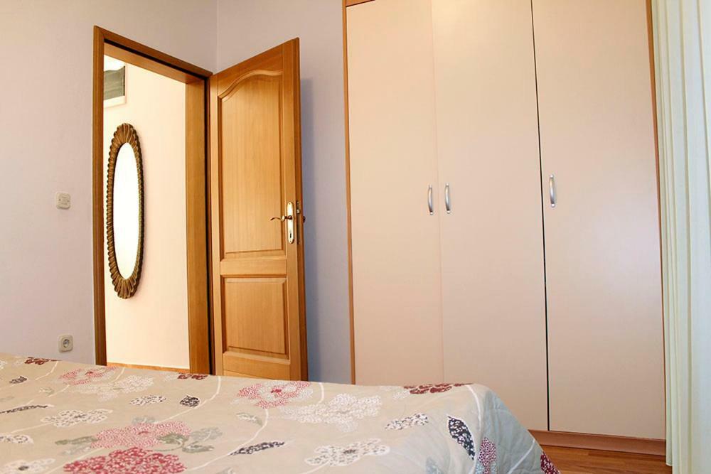 Apartmani Zeljko Метайна Екстер'єр фото